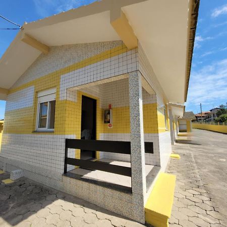 Pousada Genoveva - Apto Com Um Dormitorio Farol de Santa Marta Luaran gambar